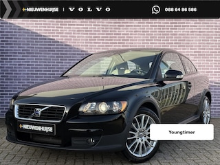 Volvo C30 1.8 Sport | Leder | Bluetooth | 17"lm velgen | High Performance Audio | Cruise control | Climate Control | Spoiler |