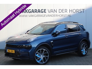 Lynk & Co 01 1.5-180pk. Luxe hybride rijden voor een reëel bedrag ! Trekgewicht 1.800kg ! Autm. airco, navigatie, telefoonvoorb., metallic lak, LM wielen, elektr. panodak, camera 360gr., adaptieve cruise cntrl., LED verlichting, Apple carplay/Android auto etc etc
