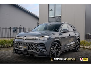 Volkswagen Tiguan 1.5 eHybrid R-Line| 272pk | Pano | Trekh. | Maxton