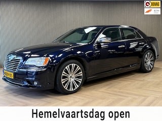 Lancia Thema 3.6 V6 Platinum AUTOMAAT NAVIGATIE CRUISE CLIMATE CONTROL LED CAMERA PDC V+A