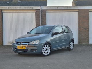 Opel Corsa 1.2-16V Silverline / Origineel NL / Airco