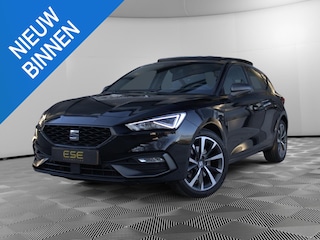 Seat Leon 1.4 TSI eHybrid PHEV FR | Panorama | Camera | Stuur verwarming | Carplay