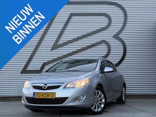 Opel Astra 1.6 Cosmo 2e Eigenaar|Navi|Trekhaak|Clima|Cruise|PDC V+A|N.A.P|Nieuwe APK bij Aflevering