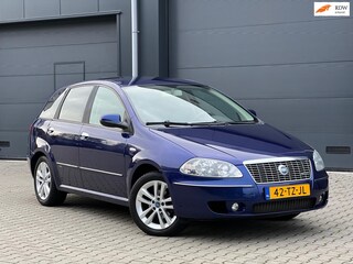 Fiat Croma 2.2-16V EMOTION AUTOMAAT NAVI CLIMA