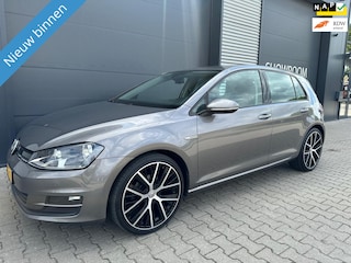 Volkswagen Golf 1.0 TSI BUSINESS EDITION CONNECTED BJ016