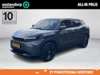Toyota Urban Cruiser Dynamic 61 kWh | Navigatie | Apple CarPlay/Android auto | Achteruitrijcamera