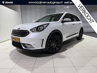 Kia Niro 1.6 GDi First Edition Trekhaak, Leer, Navigatie, Camera.