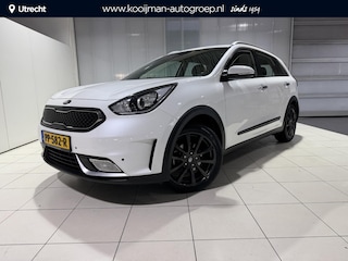 Kia Niro 1.6 GDi First Edition Trekhaak, Leer, Navigatie, Camera.