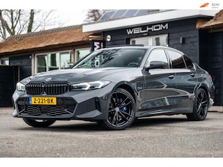 BMW 330e xDrive M-Sport I Panoramadak I Sophisto Grey I Harman Kardon I Adaptive Cruise I Stuurverwarming I HeadUp I Led