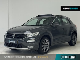 Volkswagen T-Roc 1.0 TSI Style Business | Navigatie | Panoramadak | PDC V + A | Cruise Control Adaptief |
