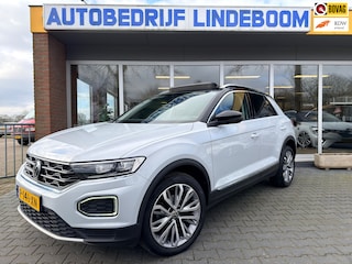 Volkswagen T-Roc 1.0 TSI Style Panoramadak Adaptive Cruise Control