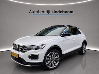 Volkswagen T-Roc 1.0 TSI Style Panoramadak Adaptive Cruise Control