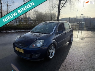 Ford Fiesta 1.6-16V Futura LEUKE AUTO ZO WEG PRIJSJE