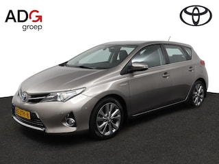 Toyota Auris 1.8 Hybrid Executive | Trekhaak | Navigatie | Half Lederen interieur | Climate Control | Keyless Entry |