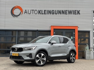 Volvo XC40 2.0 B3 Core / Stoel & Stuurverwarming / Trekhaak Elektrisch Wegklapbaar / Google Maps Navi /