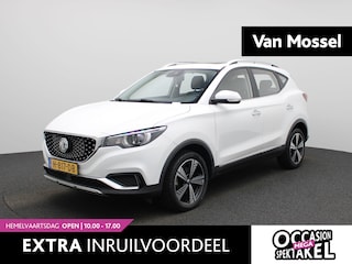 MG ZS Luxury 45 kWh | Automaat | Panoramadak | Leder | Navigatie | Airco | Achteruitrijcamera | Apple Carplay / Android Auto | Stoelverwarming | Lichtmetalen Velgen |