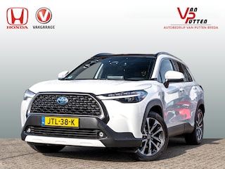 Toyota Corolla Cross 2.0 Full Hybrid Dynamic Automaat | Panoramadak | All Season banden | Adaptieve cruisecontrol | Stuurverwarming | Stoelverwarming | Achteruitrijcamera