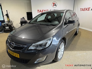 Opel Astra Sports Tourer 1.6 Turbo Cosmo AUT/Clima/Cruise