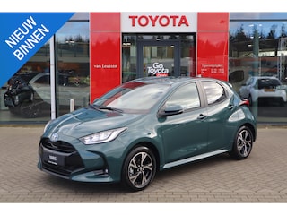 Toyota Yaris 1.5 HYBRID 115 DYNAMIC NIEUW&DIRECT LEVERBAAR! COMFORT-PACK LED 16"LMV PRIVACY-GLASS BLISS PARK-SENSOREN STUUR/STOELVERW.