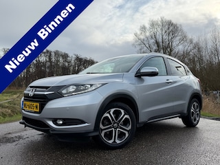 Honda HR-V 1.5 i-VTEC Executive Automaat UNIEK 75.990 KM PANORAMADAK CAMERA NAVI KEY-LESS STOELVERWARMING CLIMA PDC CRUISE LED