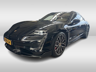 Porsche Taycan Turbo S 93 kWh / Panoramadak / 360Camera / Head-up / Passenger Display / Luchtvering / 21'' / Bose / Keyless / Sportdesign+Chrono / Stoelventilatie+Verwarming / Stuurverwarming / Dodehoek / DAB / ACC