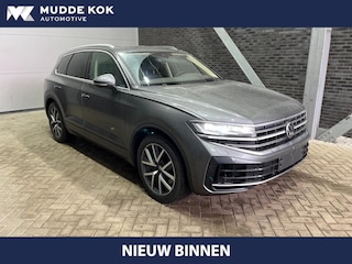 Volkswagen Touareg 3.0 TSi eHybrid 4MOTION Elegance | Luchtvering | Trekhaak | Panoramadak | Head-Up | 360 Camera | Ventilatie | Stoel+Stuurverwarming