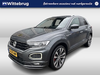Volkswagen T-Roc 1.5 TSI R-Line / AUTOMAAT/ PANO/ 2X R-LINE/ TREKHAAK/ CLIMA/ DIGITAL DASH/ NAVI/ APP-CONNECT/ STOELVERWARMING