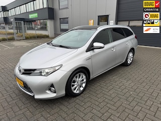Toyota Auris Touring Sports 1.8 Hybrid Lease