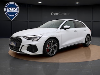 Audi A3 Sportback 45 TFSI e 245 PK S-Line | Optiek Zwart | Sportstoelen | Stoelverwarming | LED | 18" |