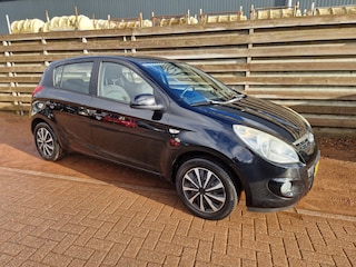 Hyundai i20 1.2i DynamicVersion Airco