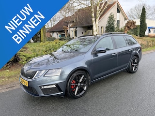 Skoda Octavia Combi 2.0 TSI RS230 DSG•Pano•ACC