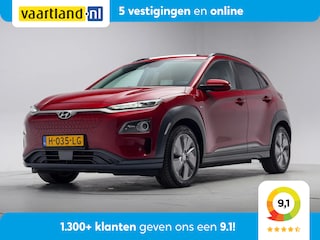 Hyundai Kona EV Premium Sky 64 kWh 3 fase [ Schuif/kanteldak Leder Stoelverwarming LED Navi ]