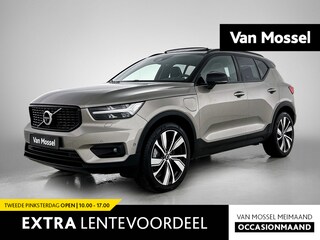 Volvo XC40 1.5 T5 Recharge R-Design | PANO-SCHUIFDAK | CAMERA | HARMAN-KARDON | STOEL-STUURWIELVERWARMING | 20 INCH | ZWART DAK