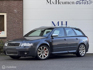 Audi A4 Avant 4.2 V8 quattro S4