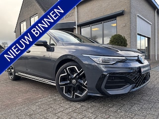 Volkswagen Golf Variant 1.5 eTSI R-Line Automaat 360-Camera / Full LED / Schakelflippers