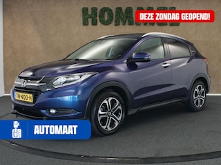 Honda HR-V 1.5 i-VTEC Executive - PANORAMADAK - PARKEERSENSOREN VOOR/ ACHTER - NAVIGATIE - BLUETOOTH - CLIMATE CONTROL - VOLLEDIGE ONDERHOUDSHISTORIE - KEYLESS ENTRY/ START - DONKER GETINTE RAMEN ACHTER - CRUISE CONTROL - VOORSTOELEN VERWARMD