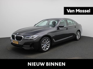 BMW 520e Business Edition Plus | APPLE CARPLAY | LASER LIGHT | STOELVERWARMING | NAVIGATIE | BLUETOOTH | LEDER | CRUISE CONTROL |