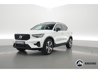 Volvo XC40 1.5 T5 Plug-in hybrid Ultimate Dark | Pano-dak | 360 camera | ACC | Blis | H&K Audio | Voorruitverw. | Sportstoelen |