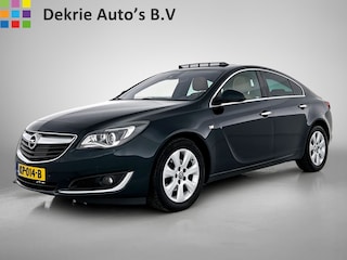 Opel Insignia 1.6 T 170PK Automaat Executive 5Drs / Schuifdak / Leder / Pdc+Camera / Stuur-stoelverwarming / Keyless / Apk 08-2026