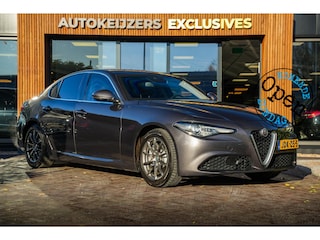Alfa Romeo Giulia 2.0 T AWD B4 + GEPANTSERD 280 PK | Diplomatiek veiligheidsglas | Ex-regeringsauto Italië | Unieke historie