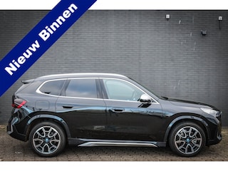 BMW iX1 xDrive30 67 kWh Net binnen - Nu al te bezichtigen