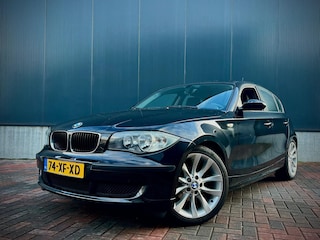 BMW 116i EDE Executive Sport * Cruise * Navi * Trekhaak *