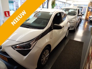 Toyota Aygo 1.0 VVT-i 72pk 5D x-fun | Origineel NL |