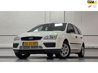 Ford Focus Wagon 1.6i 16V Trend Trekhaak Nieuwe APK Garantie Airco