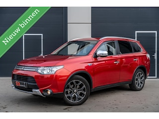 Mitsubishi Outlander 2.0 PHEV Instyle+ Leder|Pano|BOMVOL!