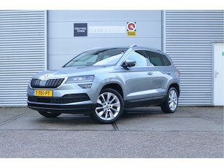 Skoda Karoq 1.0 TSI Style Business Panoramadak, Stuur en alle Zetels verwarmbaar