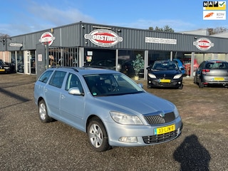 Skoda Octavia Combi 1.2 TSI Ambition Business Line(st-bekr,clima,automaat,bj10,3999,-)