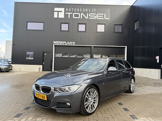 BMW 3-serie Touring 316i High Executive M-Sport / Alcantara / Groot Navi 19" Inch LMV