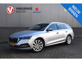 Skoda Octavia Combi 1.4 TSI iV DSG STYLE COMBI | head-up display | elektrisch bedienbare achterklep | Parkeersensoren |