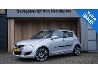 Suzuki Swift 1.2 90pk 5Drs Comfort & Sport Airco 17inch LM A-Spoiler Stoelverwarming Afn.Trekhaak 97588km! *NL auto*